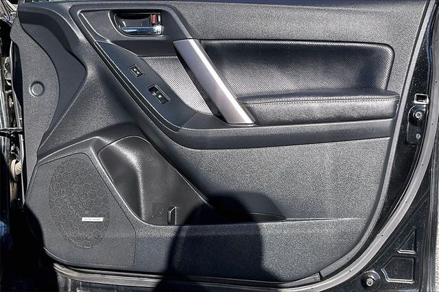 2015 Subaru Forester 4dr CVT 2.5i Limited PZEV - 22952742 - 15