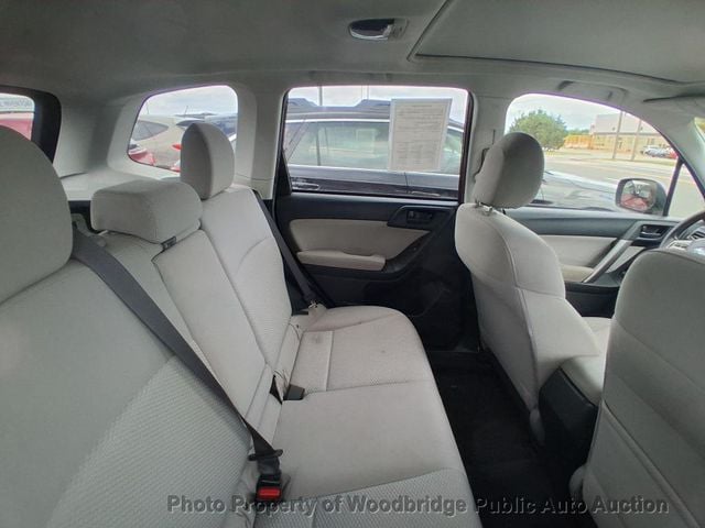 2015 Subaru Forester 4dr CVT 2.5i Premium PZEV - 23054468 - 9
