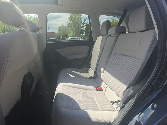 2015 Subaru Forester 4dr CVT 2.5i Premium PZEV - 23036319 - 9