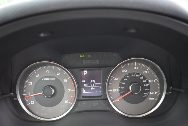 2015 Subaru Forester 4dr CVT 2.5i Premium PZEV - 23039193 - 11