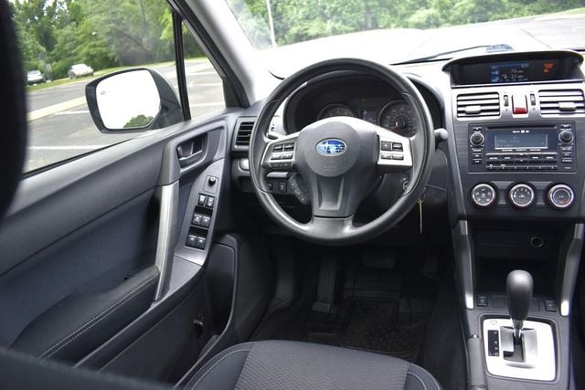 2015 Subaru Forester 4dr CVT 2.5i Premium PZEV - 23039193 - 16