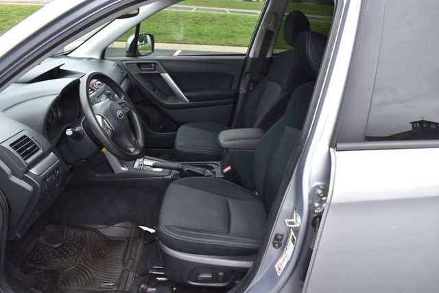 2015 Subaru Forester 4dr CVT 2.5i Premium PZEV - 23039193 - 31