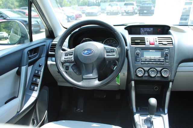 2015 Subaru Forester 4dr CVT 2.5i Premium PZEV - 23054790 - 14