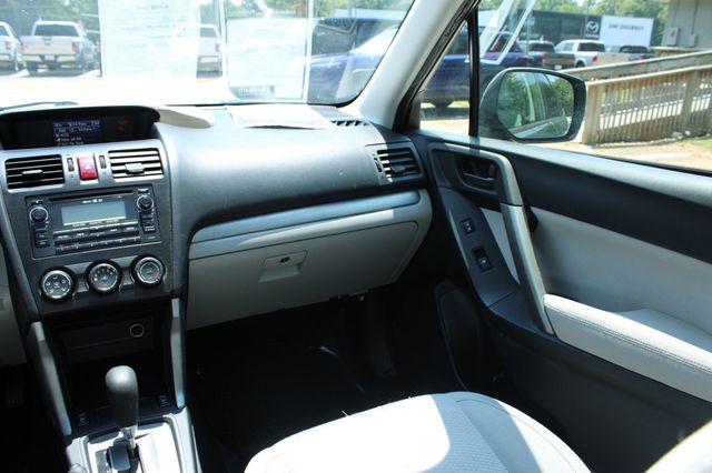 2015 Subaru Forester 4dr CVT 2.5i Premium PZEV - 23054790 - 15