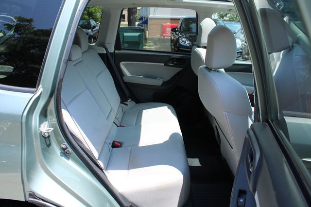 2015 Subaru Forester 4dr CVT 2.5i Premium PZEV - 23054790 - 29
