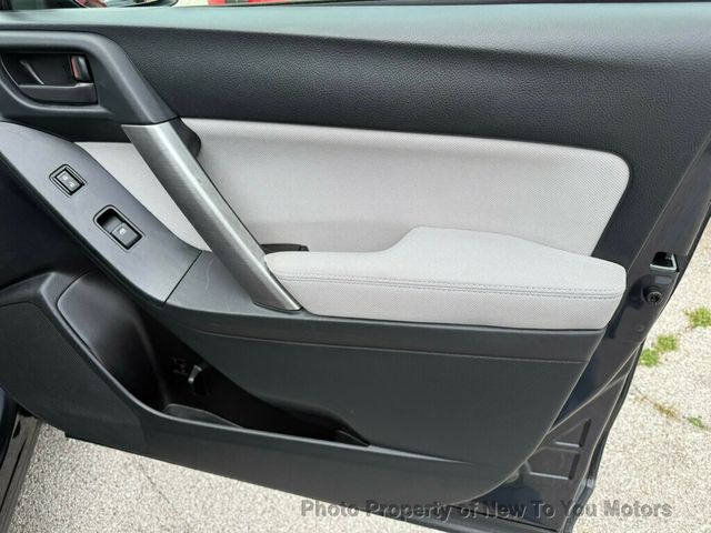 2015 Subaru Forester 4dr CVT 2.5i Premium PZEV - 23013786 - 18