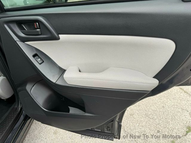 2015 Subaru Forester 4dr CVT 2.5i Premium PZEV - 23013786 - 19