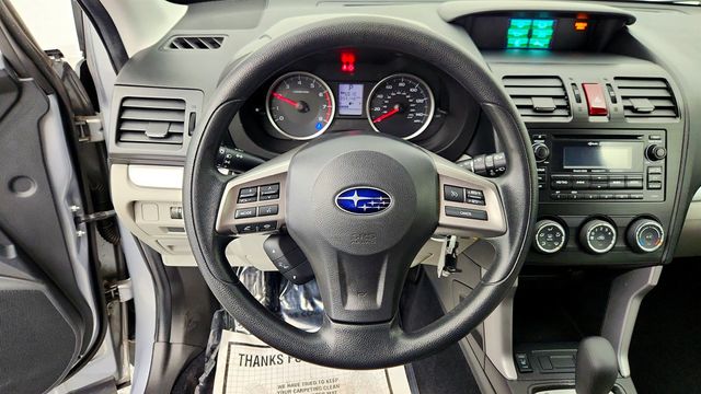 2015 Subaru Forester 4dr CVT 2.5i Premium PZEV - 22971737 - 13
