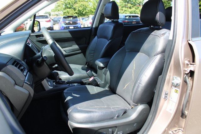 2015 Subaru Forester 4dr CVT 2.5i Touring PZEV - 22845733 - 15