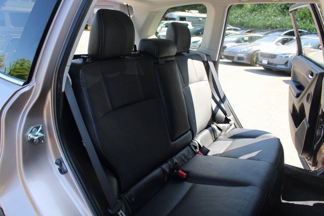 2015 Subaru Forester 4dr CVT 2.5i Touring PZEV - 22845733 - 19