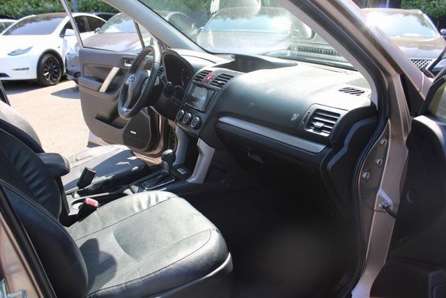 2015 Subaru Forester 4dr CVT 2.5i Touring PZEV - 22845733 - 20