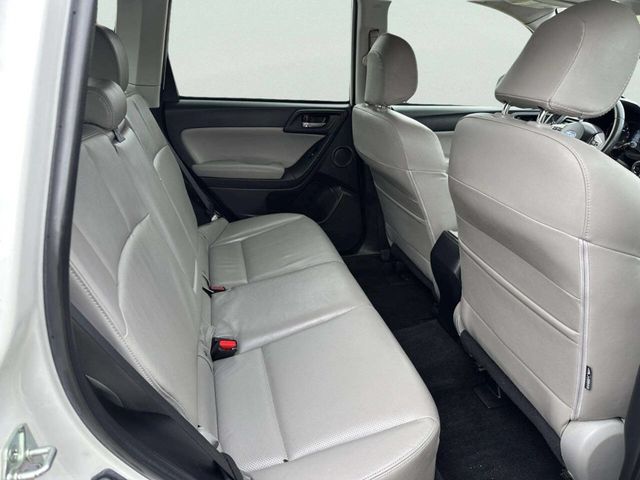 2015 Subaru Forester 4dr CVT 2.5i Touring PZEV - 22963300 - 13