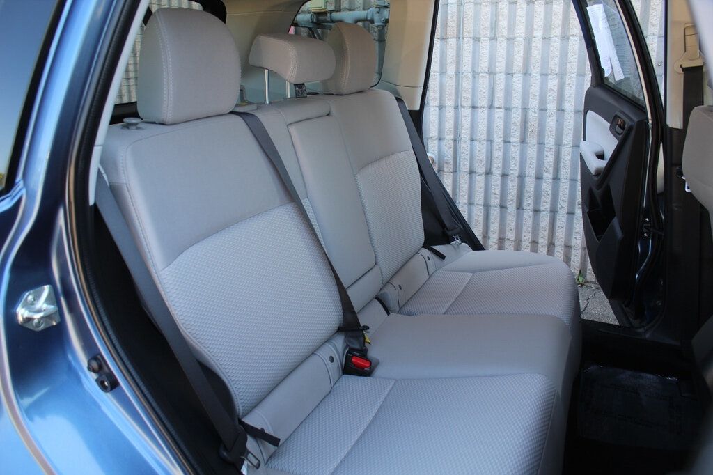 2015 Subaru Forester 2.5i Premium photo 11