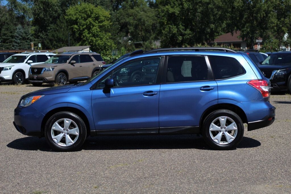2015 Subaru Forester 2.5i Premium photo 18