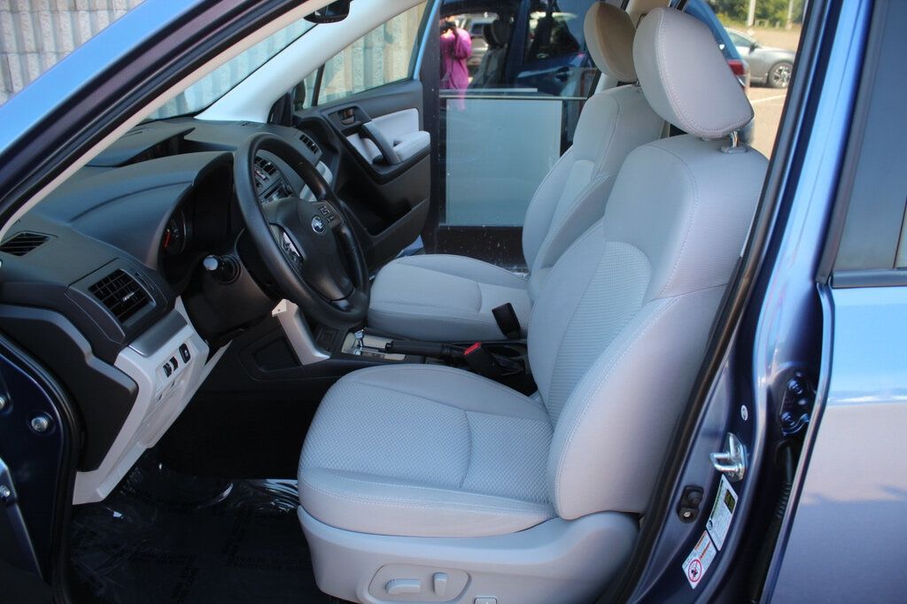 2015 Subaru Forester 2.5i Premium photo 22
