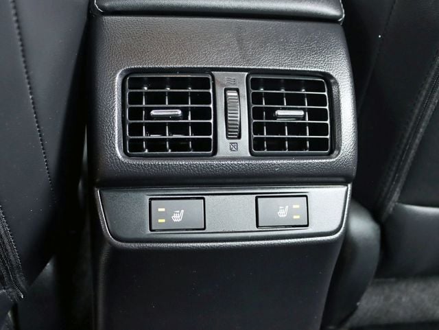 2015 Subaru Legacy 3.6R LIMITED MOONROOF PACKAGE & KEYLESS ACCESS & NAVI & EYESIGHT - 23065893 - 20