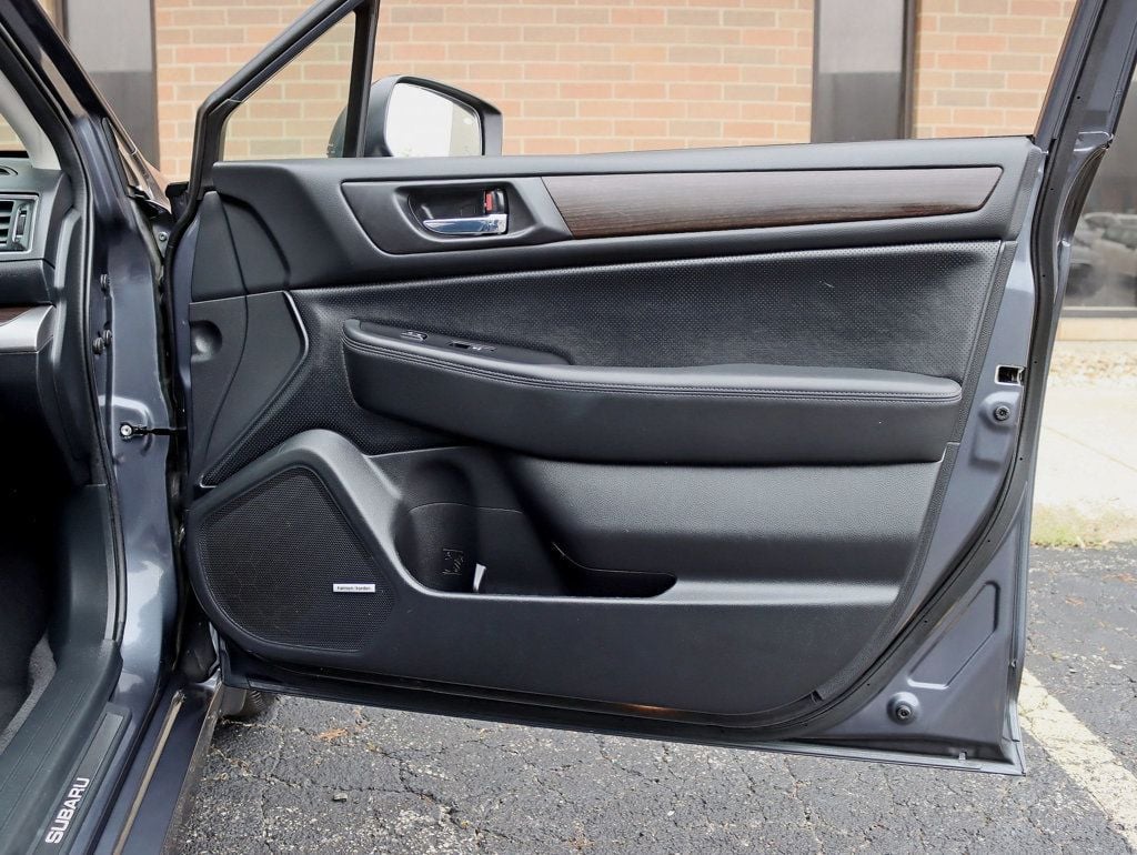 2015 Subaru Legacy 3.6R LIMITED MOONROOF PACKAGE & KEYLESS ACCESS & NAVI & EYESIGHT - 23065893 - 28