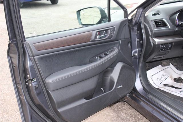 2015 Subaru Legacy 4dr Sedan 2.5i Limited PZEV - 22966020 - 9