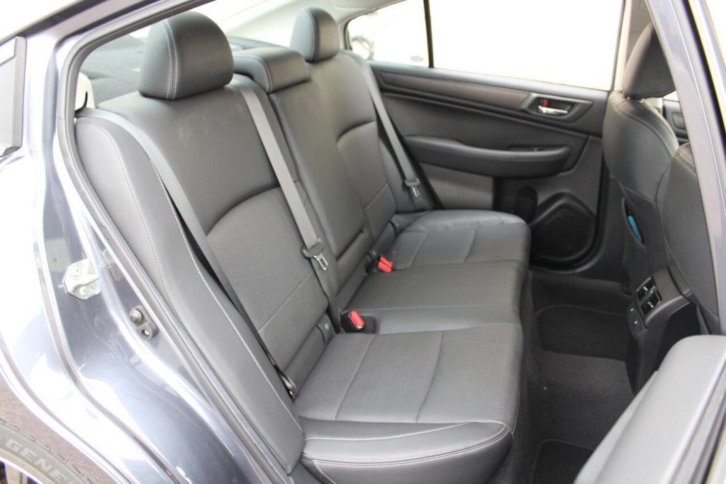 2015 Subaru Legacy 4dr Sedan 2.5i Limited PZEV - 22966020 - 16