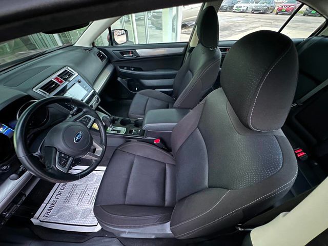 2015 Subaru Legacy 4dr Sedan 2.5i Premium - 22963936 - 11