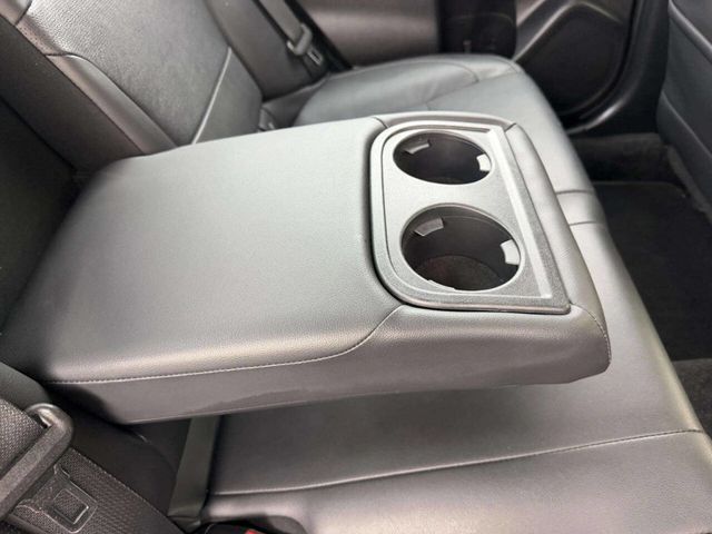 2015 Subaru Legacy 4dr Sedan 3.6R Limited - 23005203 - 23