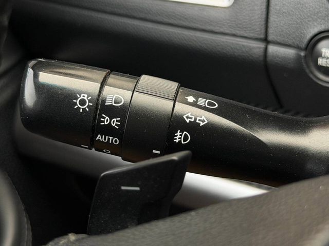 2015 Subaru Legacy 4dr Sedan 3.6R Limited - 23005203 - 32