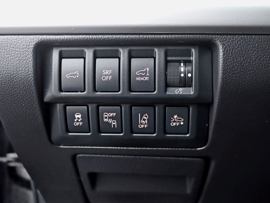 2015 Subaru Outback 2.5i Limited AWD Wagon Moonroof Keyless Remote Start Navigation - 22956164 - 11