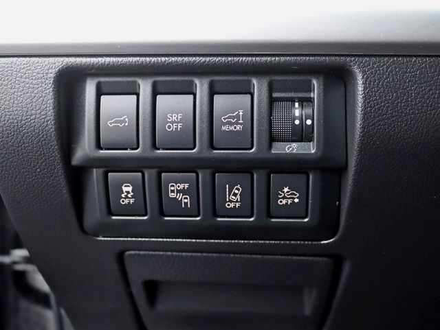 2015 Subaru Outback 2.5i Limited AWD Wagon Moonroof Keyless Remote Start Navigation - 22956164 - 11