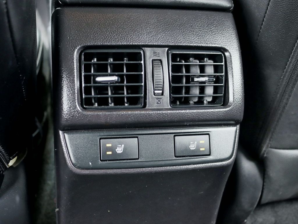 2015 Subaru Outback 2.5i Limited AWD Wagon Moonroof Keyless Remote Start Navigation - 22956164 - 18