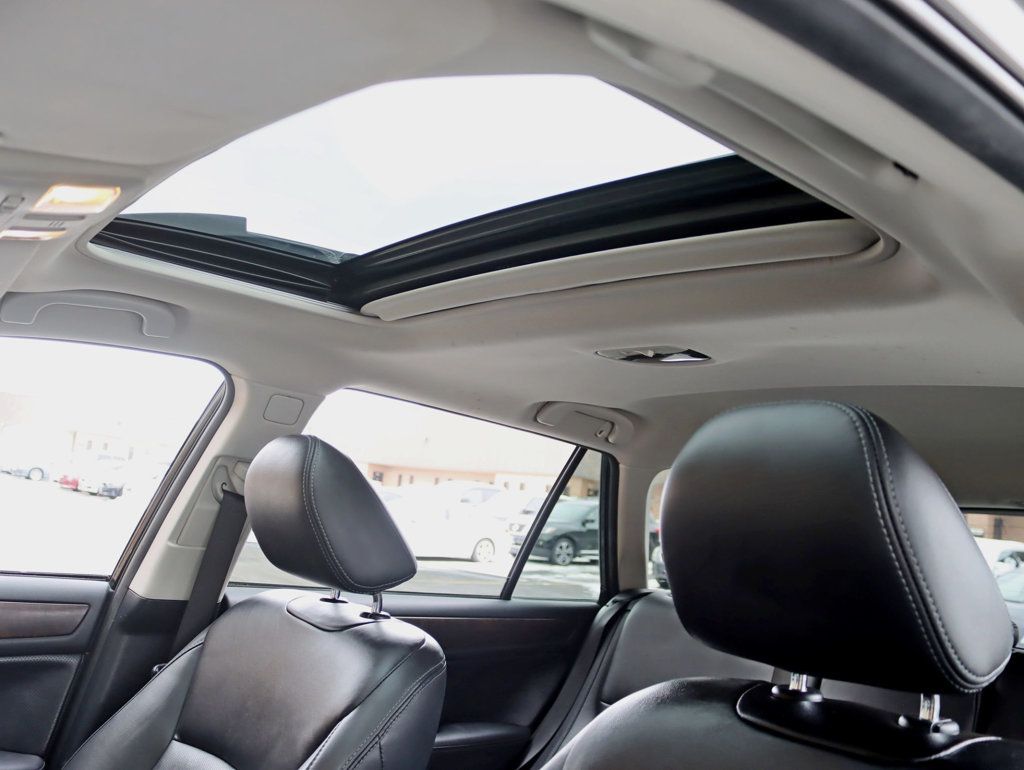 2015 Subaru Outback 2.5i Limited AWD Wagon Moonroof Keyless Remote Start Navigation - 22956164 - 23