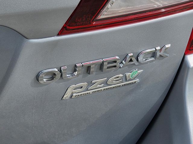 2015 Subaru Outback 4dr Wagon 2.5i Limited PZEV - 23035544 - 31
