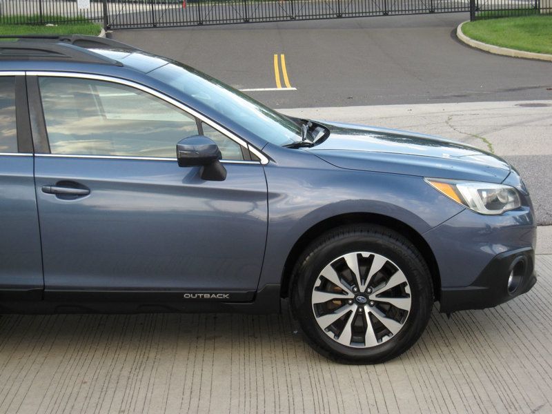 2015 Subaru Outback 2.5i Limited photo 8