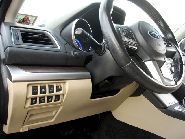 2015 Subaru Outback 4dr Wagon 2.5i Limited PZEV - 22886746 - 19