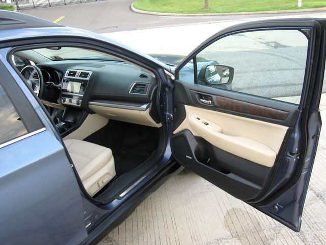 2015 Subaru Outback 4dr Wagon 2.5i Limited PZEV - 22886746 - 24