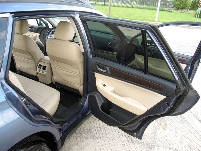 2015 Subaru Outback 2.5i Limited photo 26