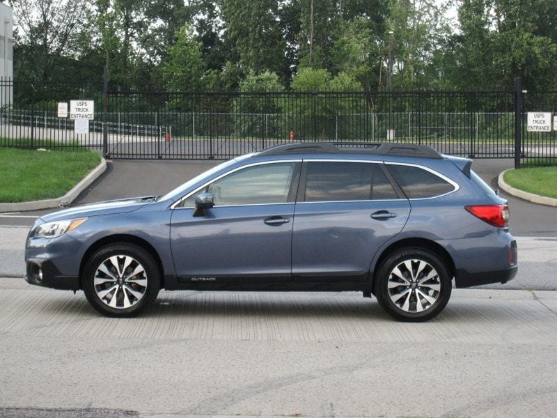 2015 Subaru Outback 2.5i Limited photo 4