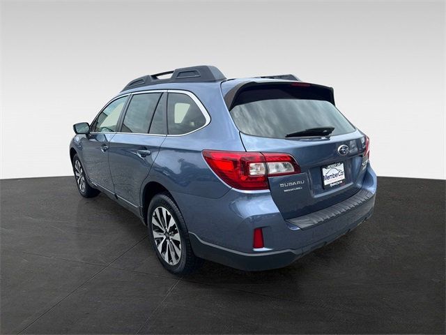 2015 Subaru Outback 2.5i Limited photo 3