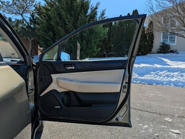 2015 Subaru Outback 4dr Wagon 2.5i Limited PZEV - 22983173 - 11