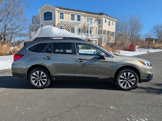 2015 Subaru Outback 4dr Wagon 2.5i Limited PZEV - 22983173 - 2