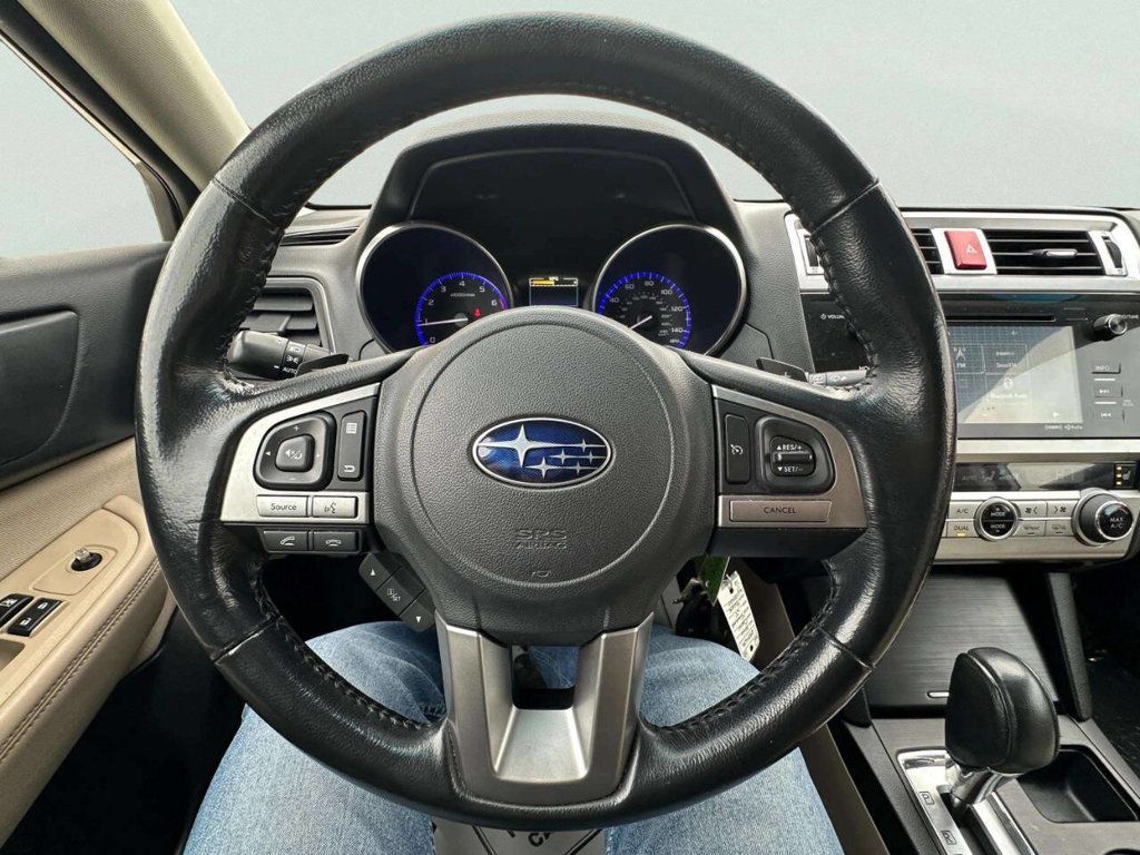 2015 Subaru Outback 4dr Wagon 2.5i Premium - 22949716 - 17