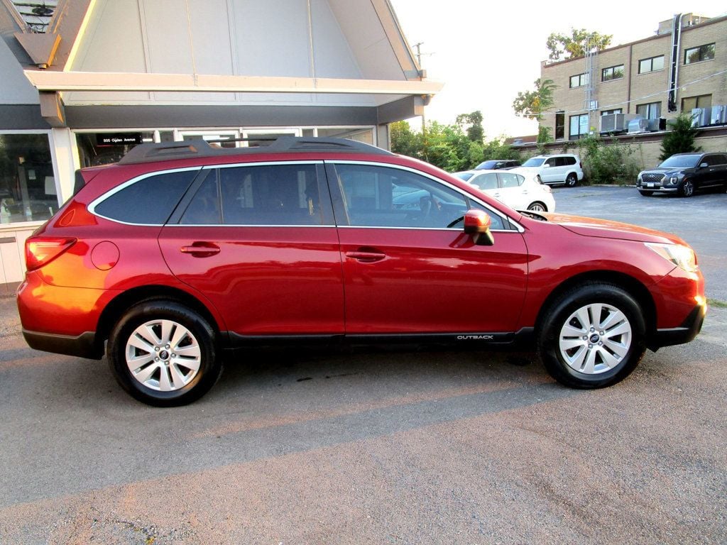 2015 Subaru Outback 4dr Wagon 2.5i Premium - 23078294 - 9