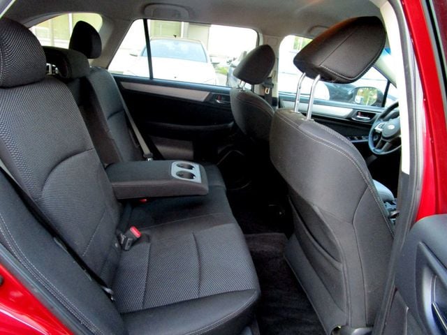 2015 Subaru Outback 4dr Wagon 2.5i Premium - 23078294 - 16