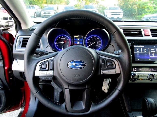 2015 Subaru Outback 4dr Wagon 2.5i Premium - 23078294 - 17