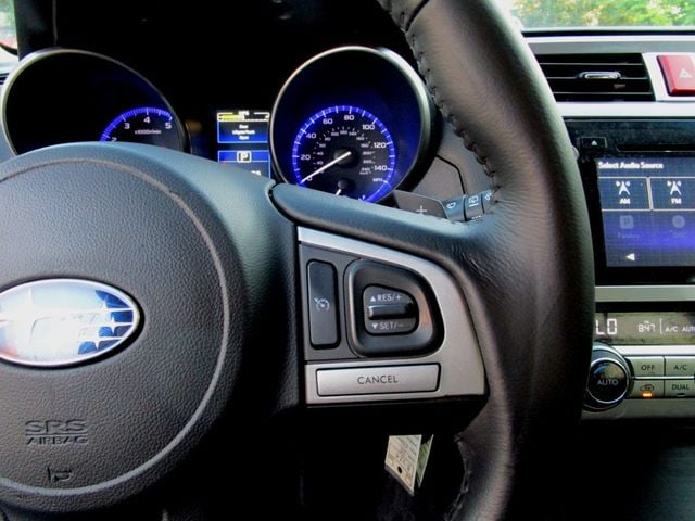 2015 Subaru Outback 4dr Wagon 2.5i Premium - 23078294 - 19