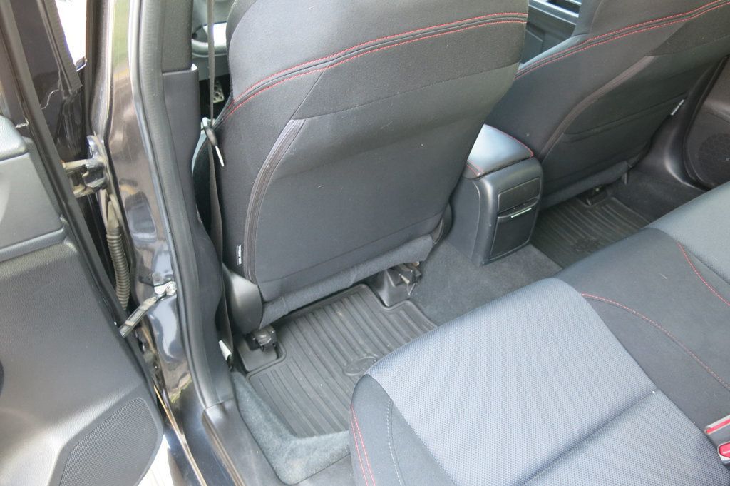 2015 Subaru WRX 4dr Sedan CVT Premium - 22779721 - 42