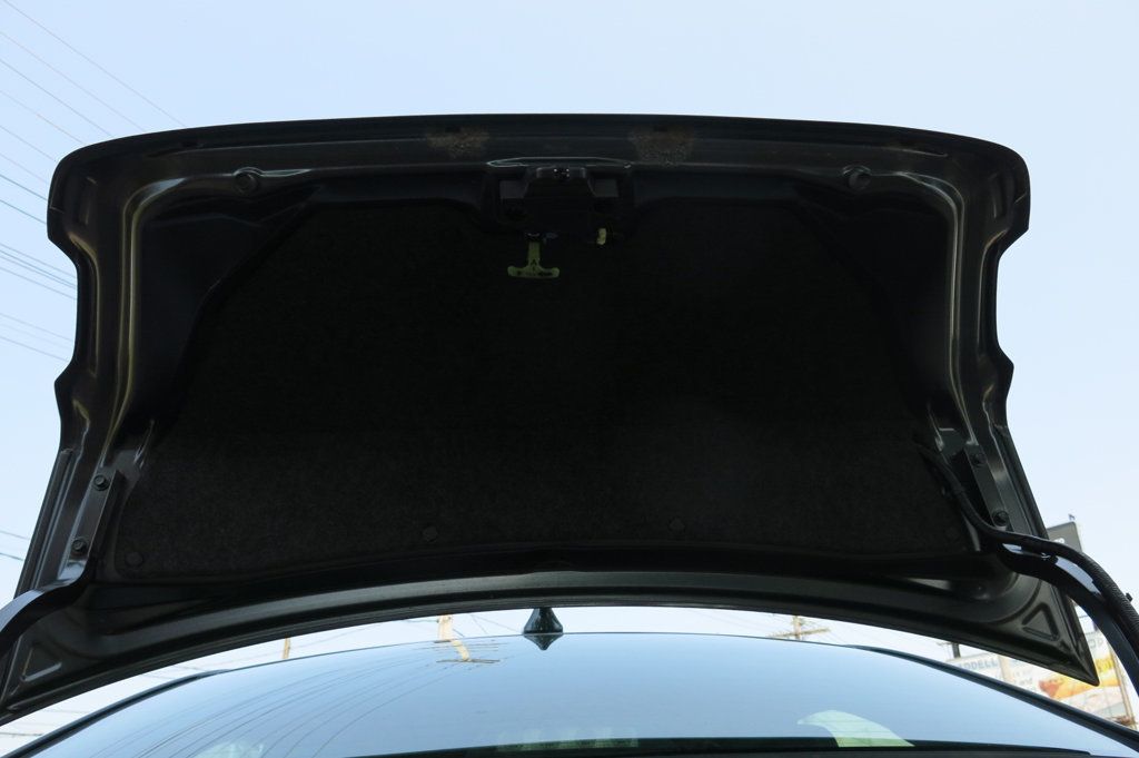 2015 Subaru WRX 4dr Sedan CVT Premium - 22779721 - 50