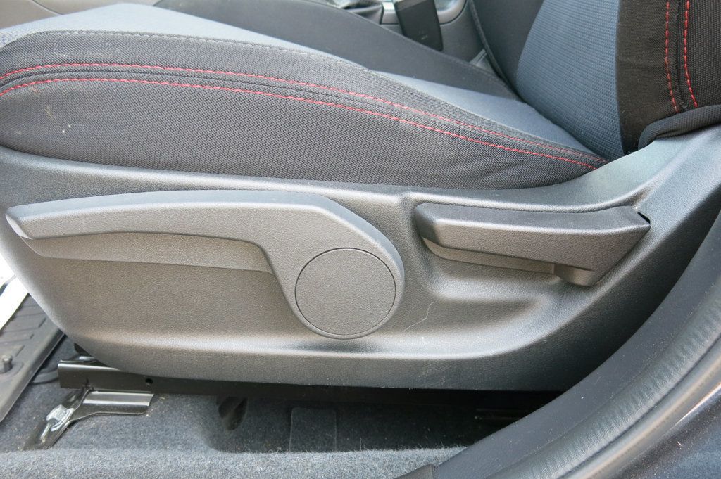 2015 Subaru WRX 4dr Sedan CVT Premium - 22779721 - 60