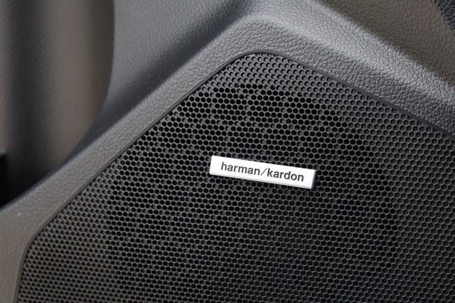 2015 Subaru WRX STI Limited - 23022803 - 38