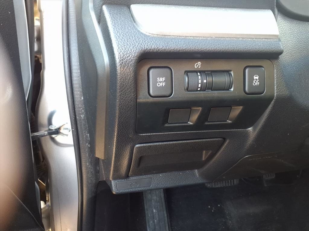 2015 Subaru XV Crosstrek 5dr CVT 2.0i Limited - 22941333 - 13