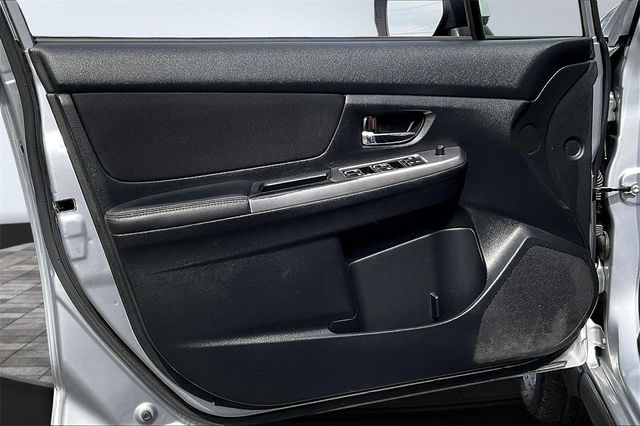 2015 Subaru XV Crosstrek 5dr Manual 2.0i Premium - 22798879 - 8